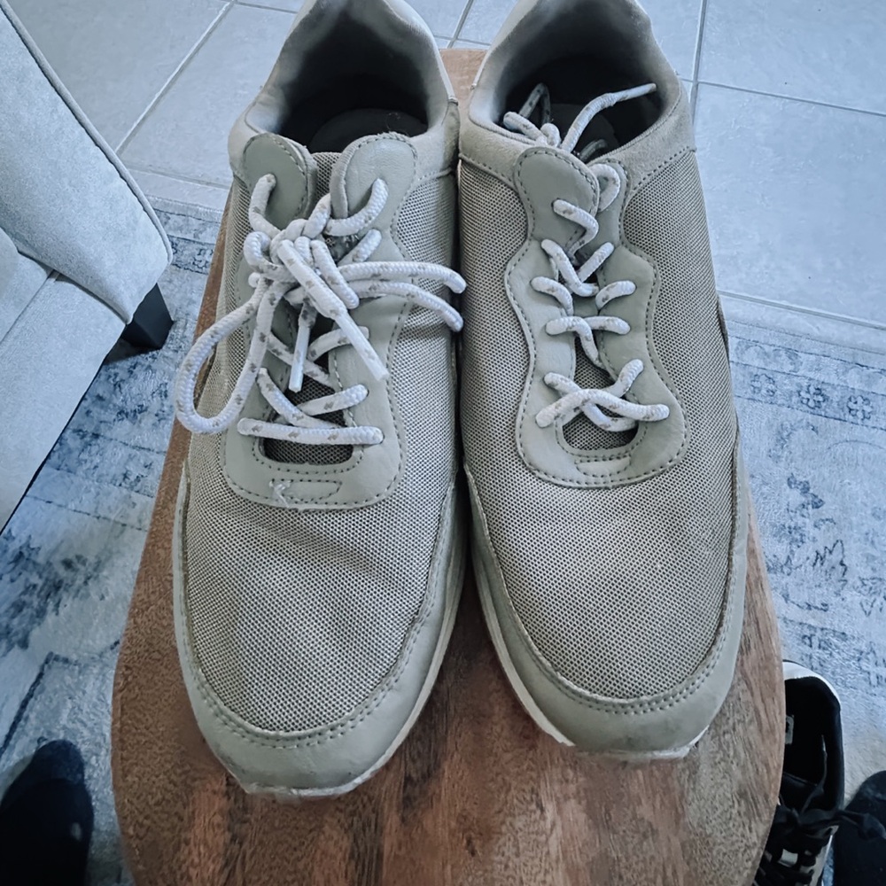 Women’s Green Casual Sneakers